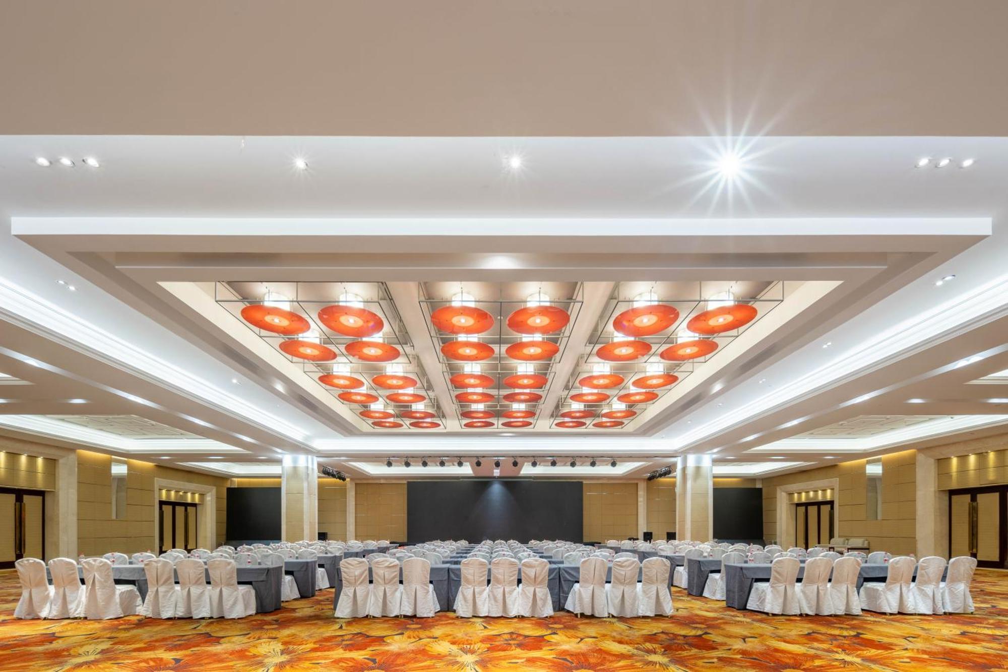 New Century Hotel Циндао Экстерьер фото