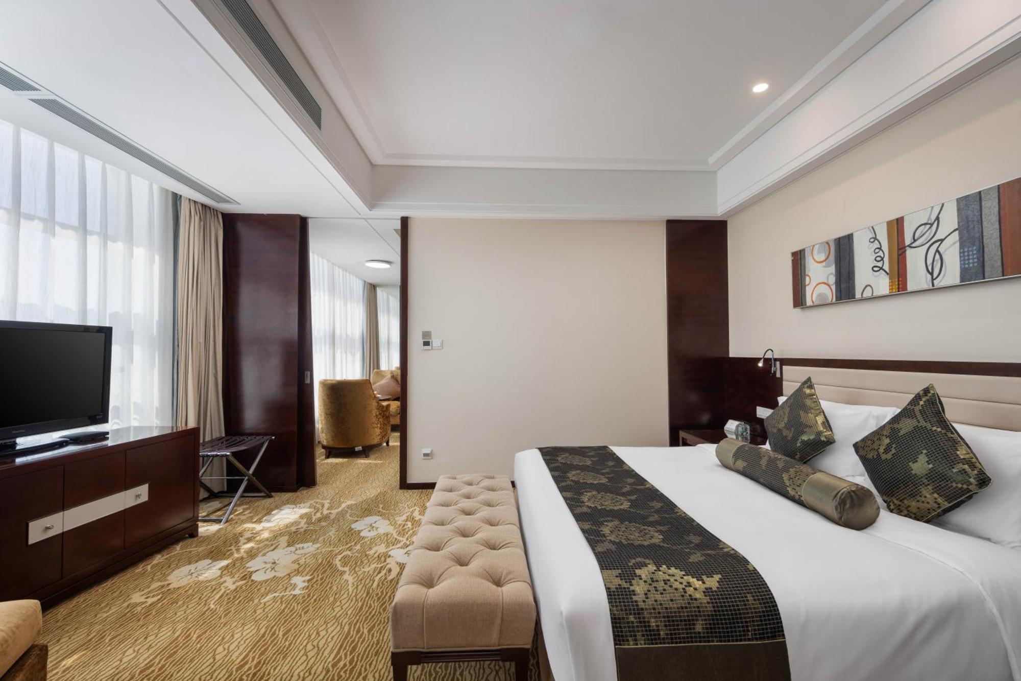 New Century Hotel Циндао Экстерьер фото