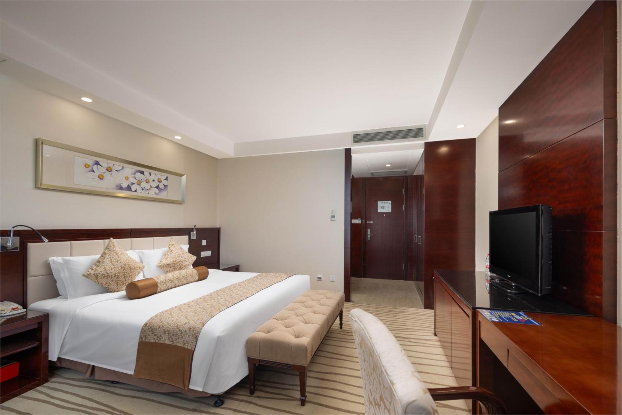 New Century Hotel Циндао Экстерьер фото